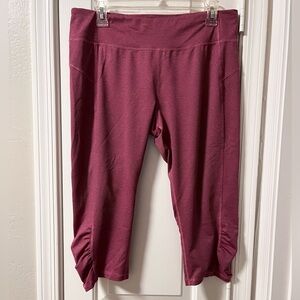 Danskin Now Pink Magneta Women’s Capri Pants Sz L (12-14)